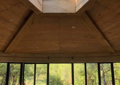 Une salle de pratique lumineuse