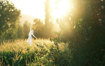 S&rsquo;ancrer pour s&rsquo;ouvrir – Stage Weekend danse libre | 3-5 juillet en nature